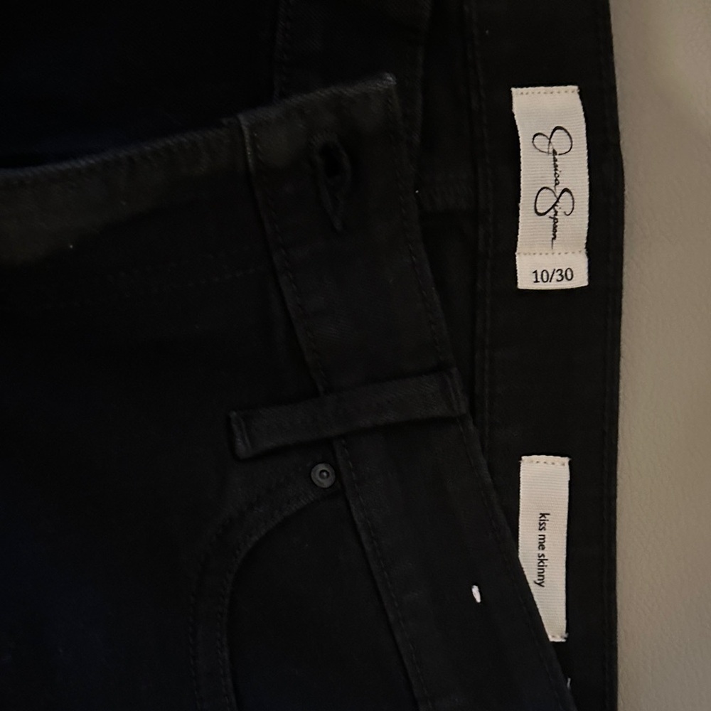 Jessica Simpson Black Skinny Jeans - Sleek Slim Fit